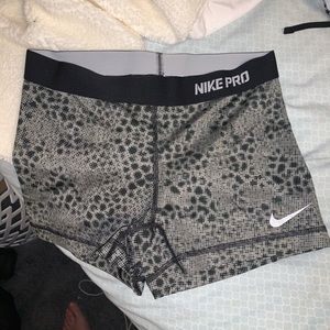 Nike spandex